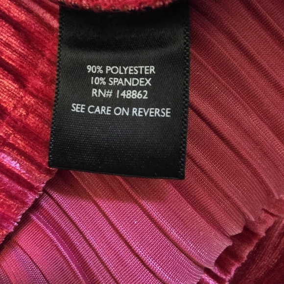 TORRID Red Halter Goddess Tank size 2x - Picture 6 of 7